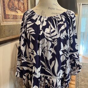 Fever Versatile Floral Blouse Size M